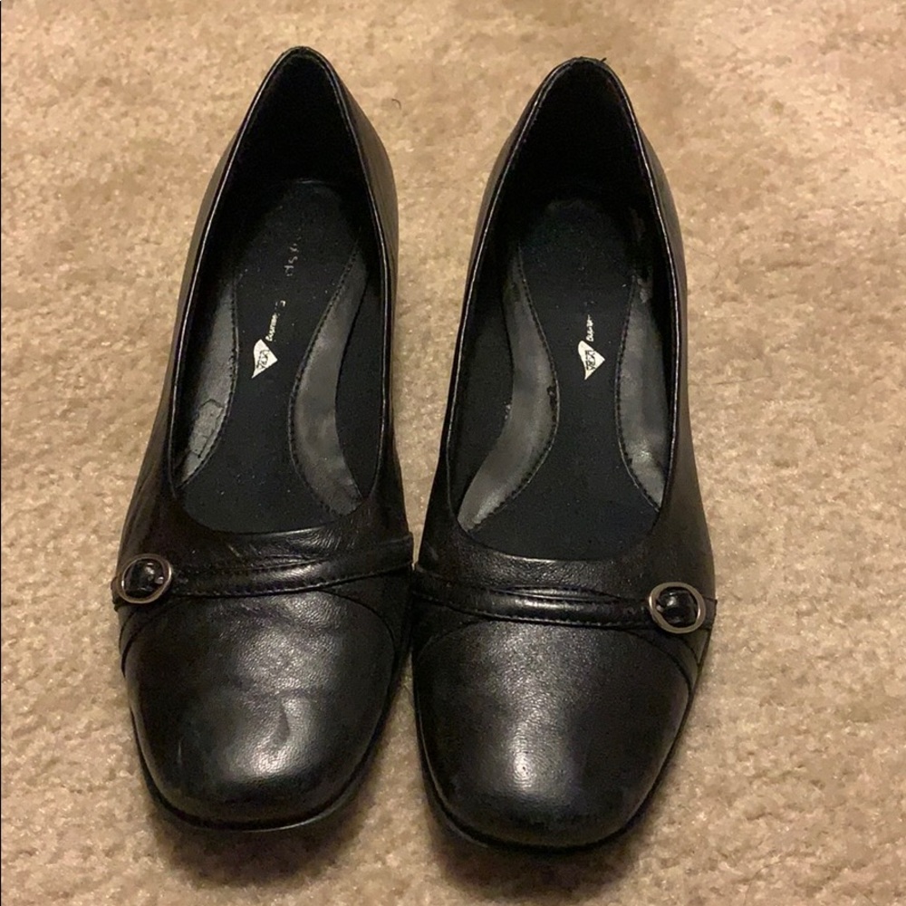 Easy spirit leather comfort shoe size 8